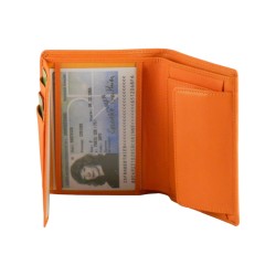 Portefeuille petit format de marque fancil en cuir vachette orange.