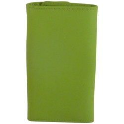 Porte clés de marque FANCIL en cuir vachette vert anis.