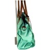 FLORA & CO - Sac à main turquoise porté épaule