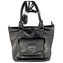 NANUCCI - Sac à main noir porté épaule