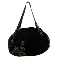sac à main de couleur noir, en velours côtelé, Laurence C pouvant se porter court sur l'épaule